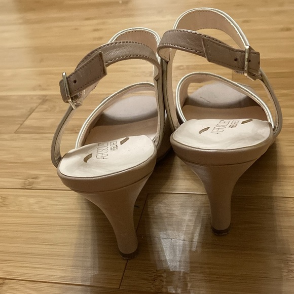 Aerosoles Heelrest sandals - Picture 3 of 4